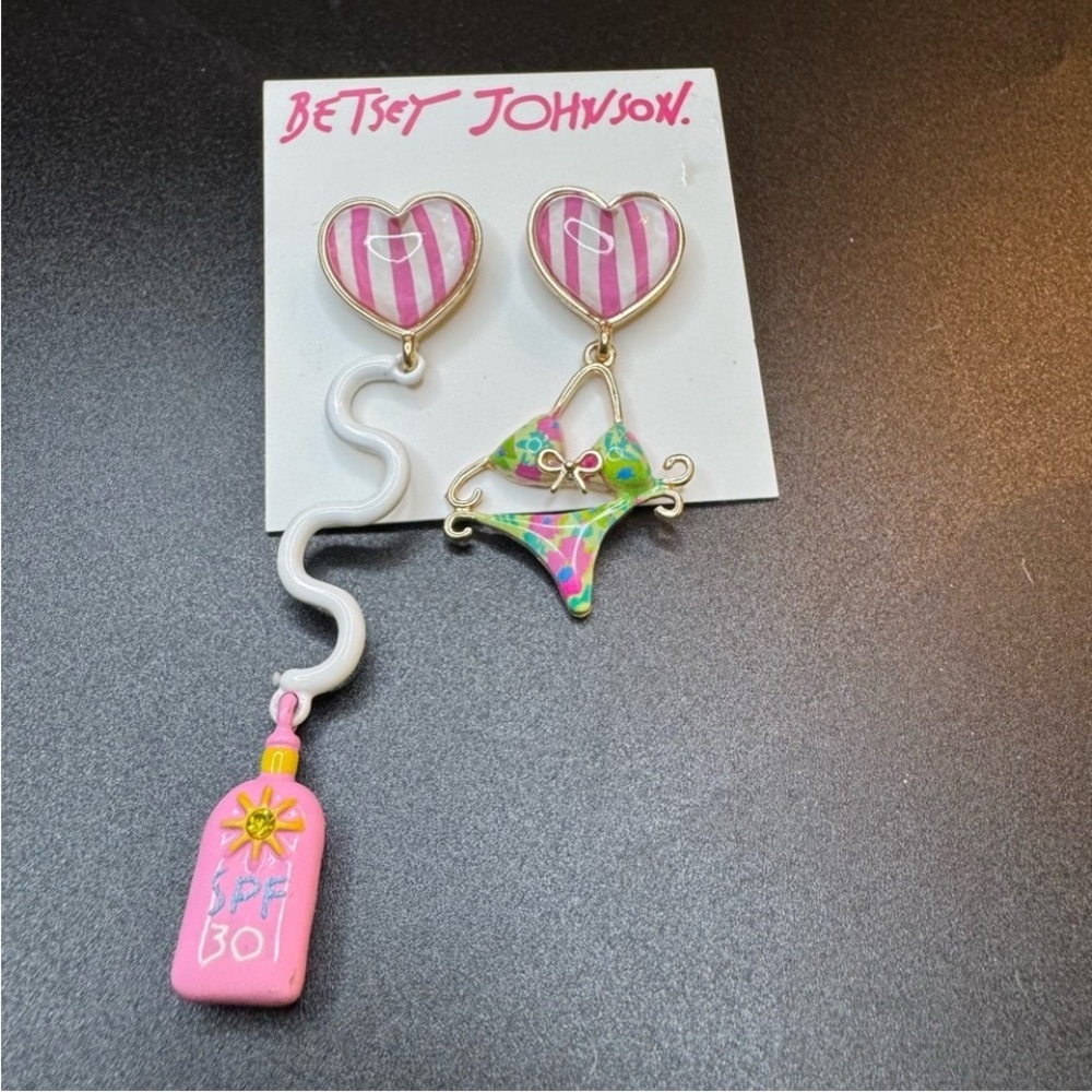Betsy Johnson Bikini & Sunscreen Mismatch Drop Statement Earrings